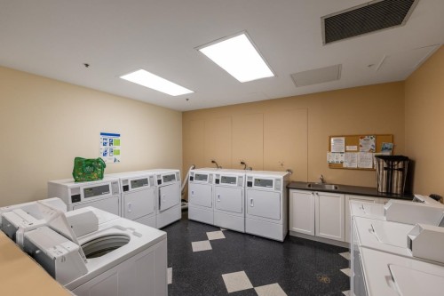 910-1060 Alberni Street, Vancouver, BC 