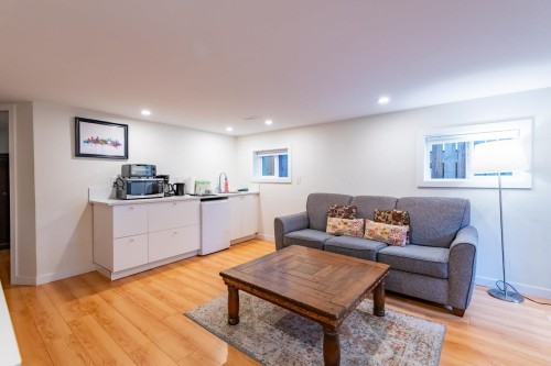 2238 Stephens Street, Vancouver, BC 