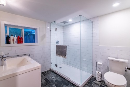 2238 Stephens Street, Vancouver, BC 