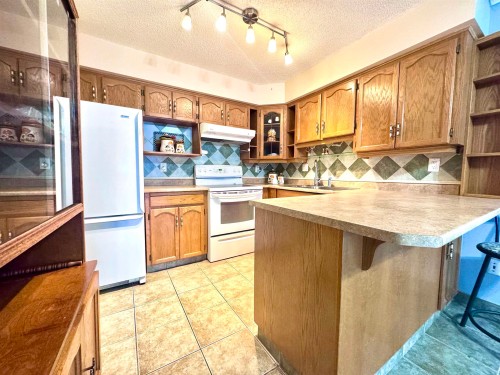 215-22514 116Th Avenue, Maple Ridge, BC 