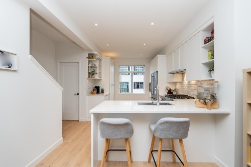 142-1220 Rocklin Street, Coquitlam, BC 