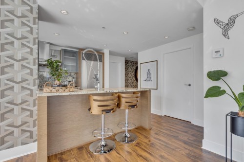 2205-1111 Alberni Street, Vancouver, BC 