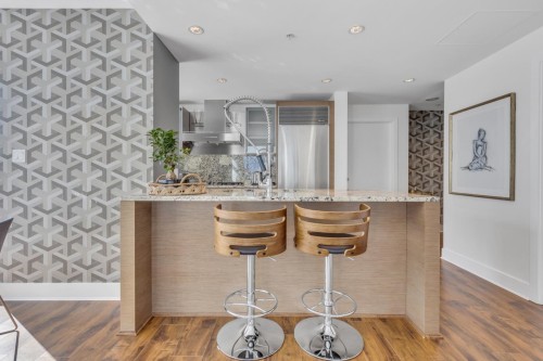 2205-1111 Alberni Street, Vancouver, BC 