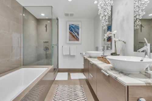 2205-1111 Alberni Street, Vancouver, BC 