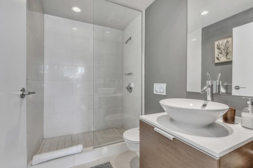 2205-1111 Alberni Street, Vancouver, BC 