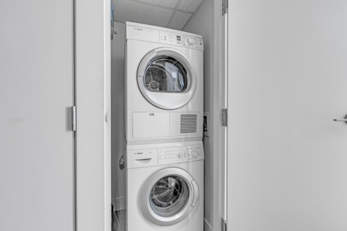 2205-1111 Alberni Street, Vancouver, BC 