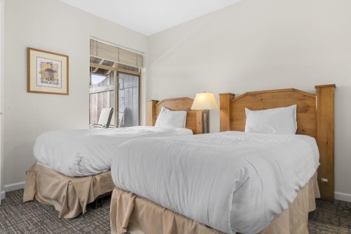 204-4338 Main (Week 6) Street, Whistler, BC 