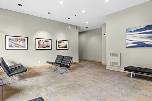 204-4338 Main (Week 6) Street, Whistler, BC 