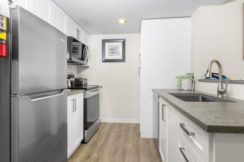 204-4338 Main (Week 6) Street, Whistler, BC 