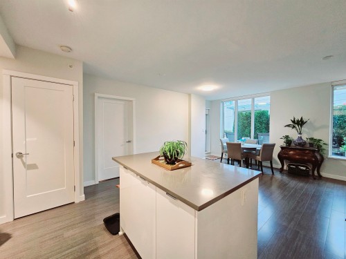 307-3699 Sexsmith Road, Richmond, BC 