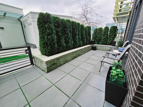 307-3699 Sexsmith Road, Richmond, BC 