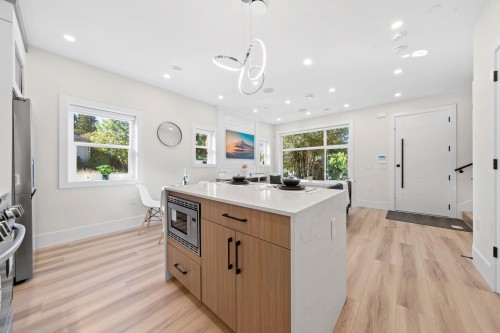 4320 Nanaimo Street, Vancouver, BC 