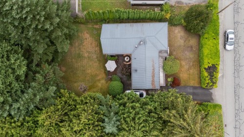 674 Blue Mountain Street, Coquitlam, BC 