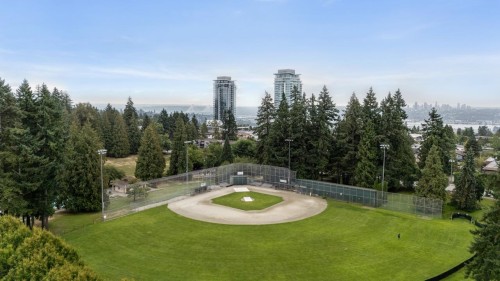 674 Blue Mountain Street, Coquitlam, BC 