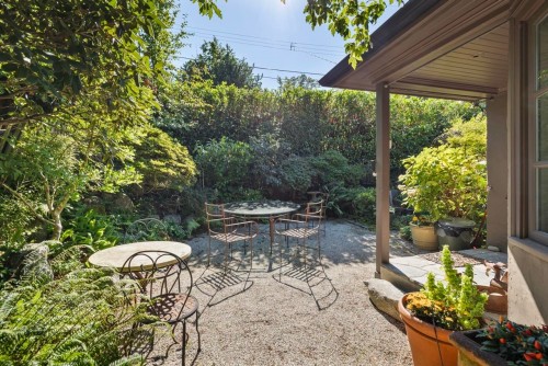 2533 Wallace Crescent, Vancouver, BC 