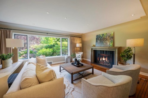 2533 Wallace Crescent, Vancouver, BC 