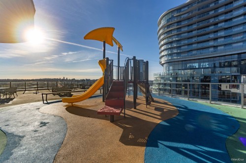 912-68 Smithe Street, Vancouver, BC 