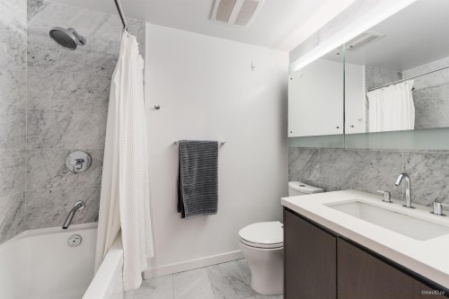 912-68 Smithe Street, Vancouver, BC 