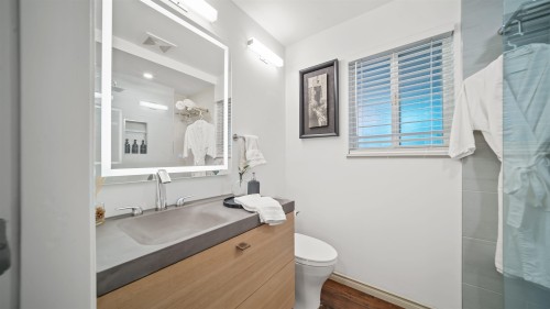 21124 Glenwood Avenue, Maple Ridge, BC 