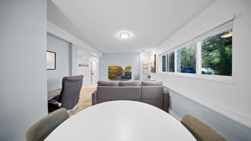 21124 Glenwood Avenue, Maple Ridge, BC 