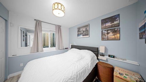 21124 Glenwood Avenue, Maple Ridge, BC 