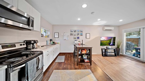 21124 Glenwood Avenue, Maple Ridge, BC 