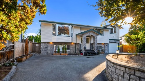21124 Glenwood Avenue, Maple Ridge, BC 