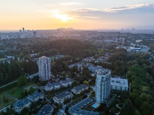 2301-280 Ross Drive, New Westminster, BC 