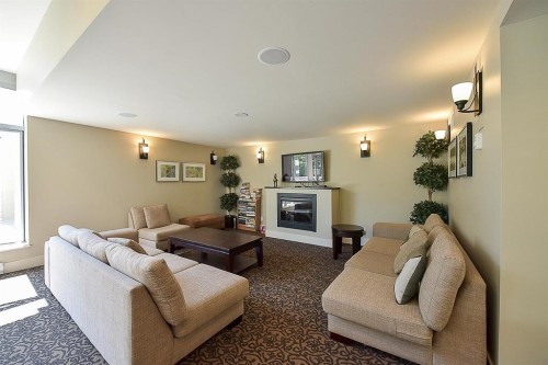 2301-280 Ross Drive, New Westminster, BC 