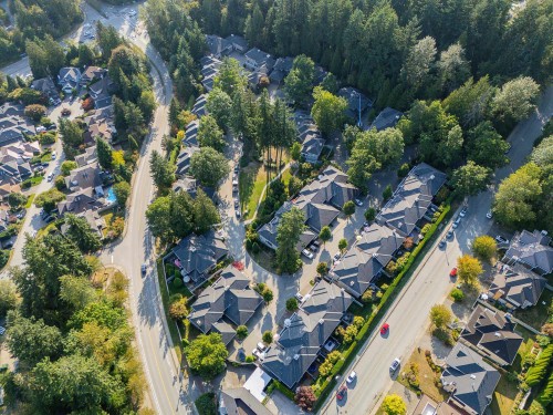 4-181 Ravine Drive, Port Moody, BC 