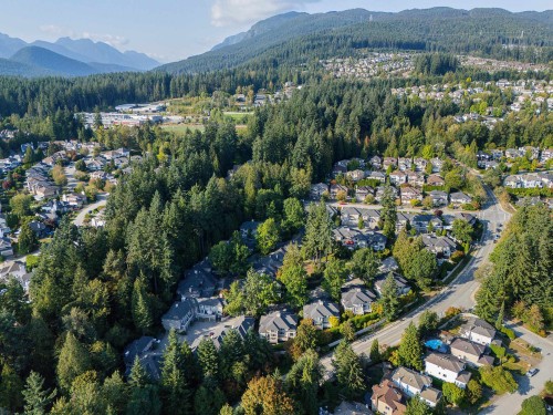 4-181 Ravine Drive, Port Moody, BC 