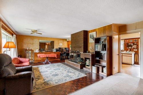 6544 Elwell Street, Burnaby, BC 