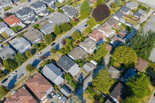 6544 Elwell Street, Burnaby, BC 