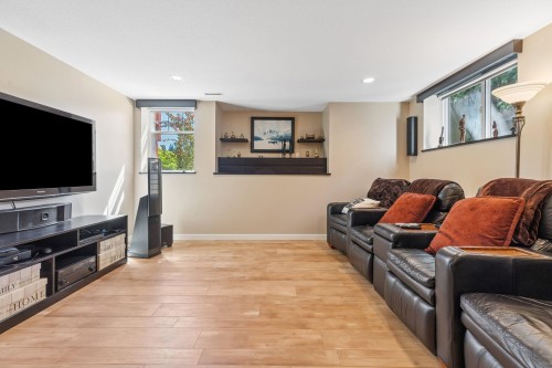 2172 Parkway Boulevard, Coquitlam, BC 