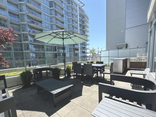 202-185 Victory Ship Way, North Vancouver, BC 