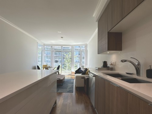 202-185 Victory Ship Way, North Vancouver, BC 