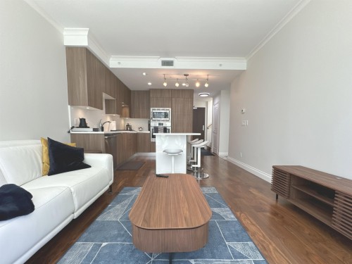 202-185 Victory Ship Way, North Vancouver, BC 