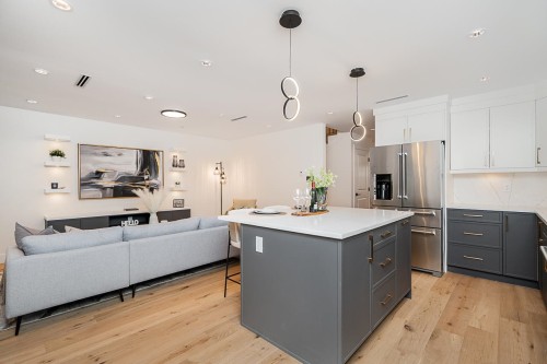 4917 Venables Street, Burnaby, BC 