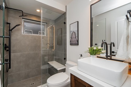 4917 Venables Street, Burnaby, BC 