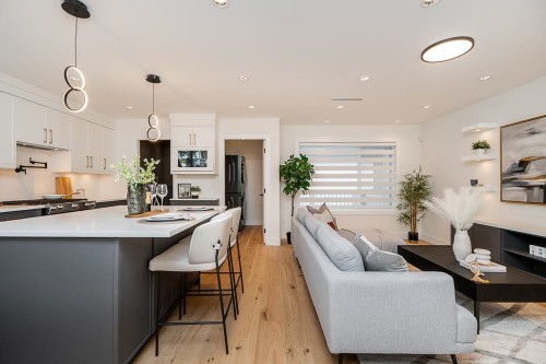 4917 Venables Street, Burnaby, BC 