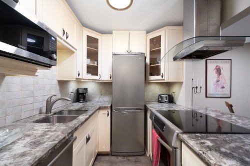 107-1155 Ross Road, North Vancouver, BC 