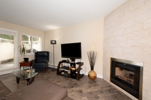 107-1155 Ross Road, North Vancouver, BC 