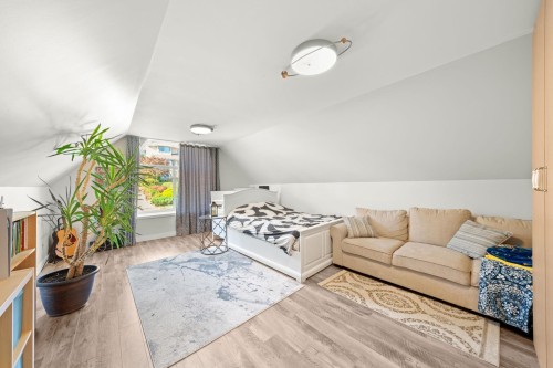 2258 Sorrento Drive, Coquitlam, BC 