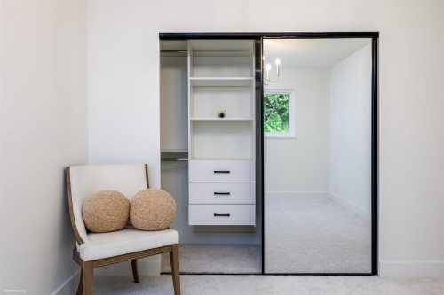 60 53A Street, Delta, BC 