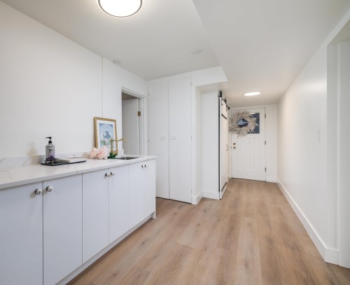 60 53A Street, Delta, BC 