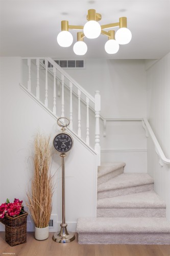 60 53A Street, Delta, BC 