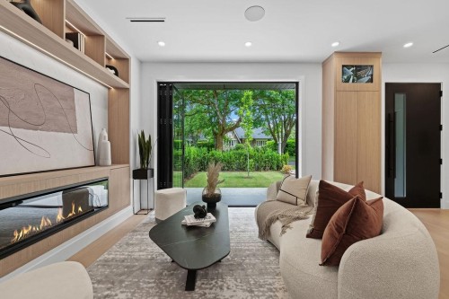 1-3880 23Rd Avenue W, Vancouver, BC 