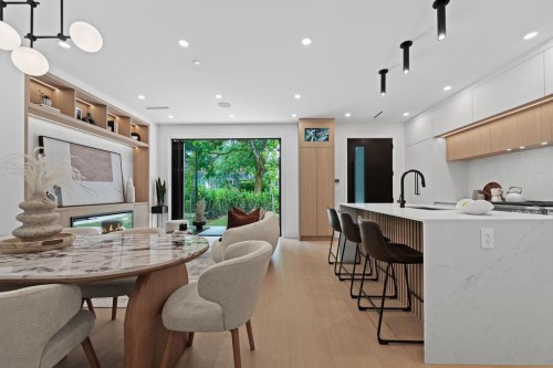 1-3880 23Rd Avenue W, Vancouver, BC 