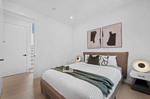 1-3880 23Rd Avenue W, Vancouver, BC 