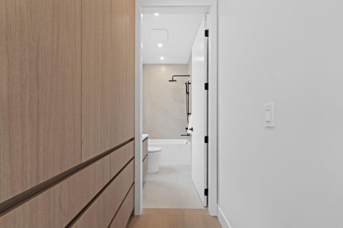 1-3880 23Rd Avenue W, Vancouver, BC 